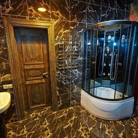 Charivna Taistra Bed & Breakfast Brovary Dış mekan fotoğraf