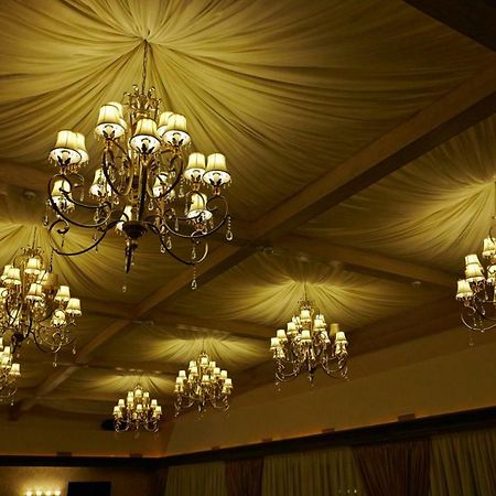 Charivna Taistra Bed & Breakfast Brovary Dış mekan fotoğraf