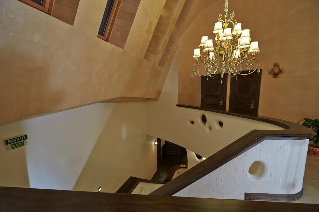 Charivna Taistra Bed & Breakfast Brovary Dış mekan fotoğraf