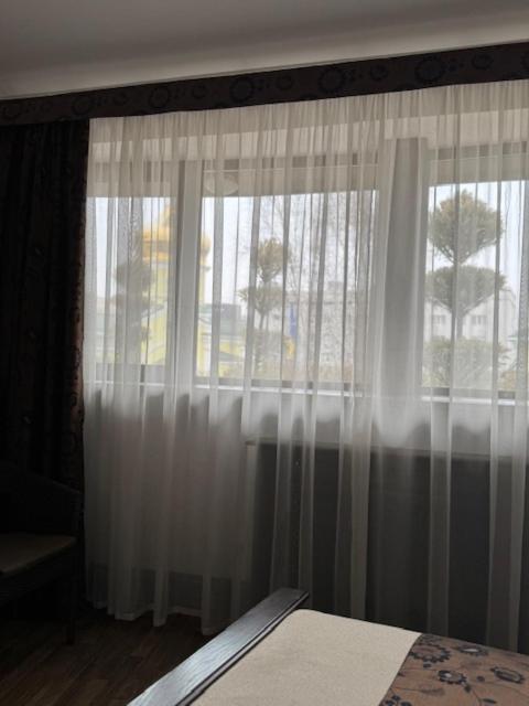 Charivna Taistra Bed & Breakfast Brovary Dış mekan fotoğraf