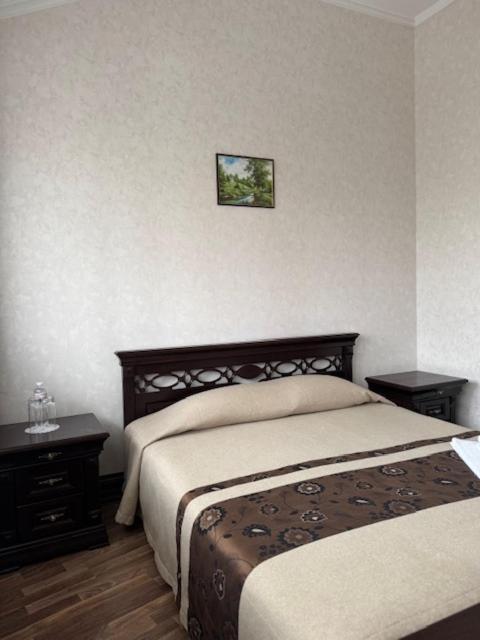 Charivna Taistra Bed & Breakfast Brovary Dış mekan fotoğraf