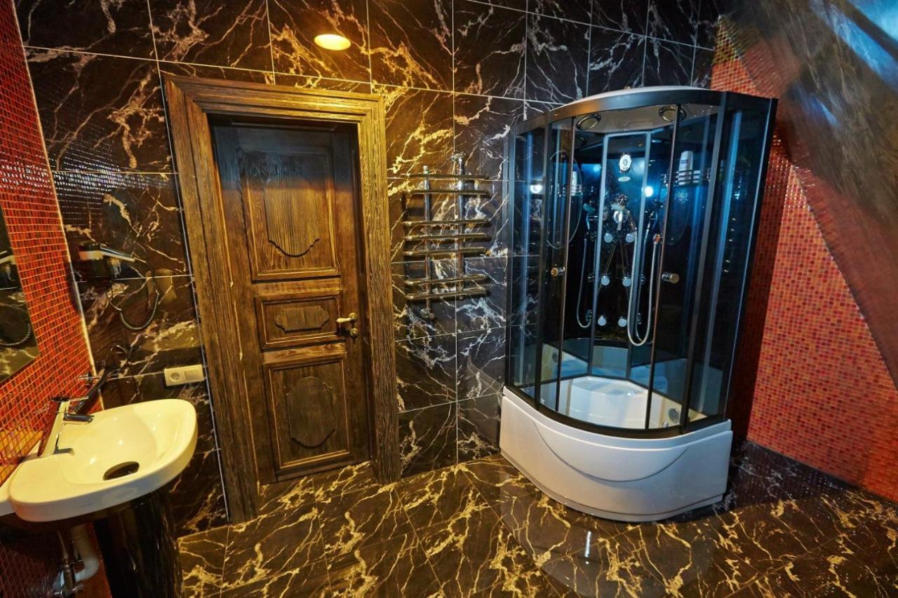 Charivna Taistra Bed & Breakfast Brovary Dış mekan fotoğraf