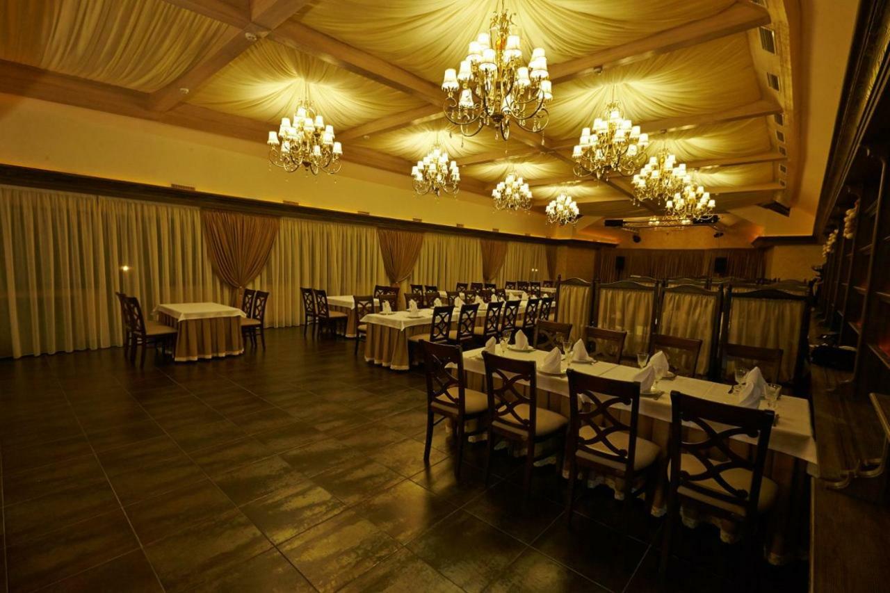 Charivna Taistra Bed & Breakfast Brovary Dış mekan fotoğraf